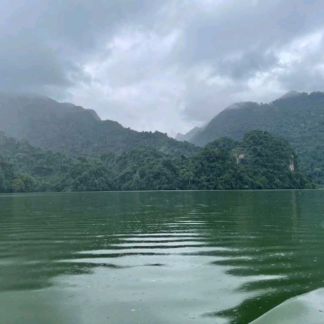 Ba Be Lake (Bac Kan)