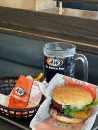 A&W Okinawa ฟีลกู้ดดด 🌴🇯🇵