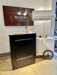 Dinner in a Daydream: Inside Blossom A Glassmansion