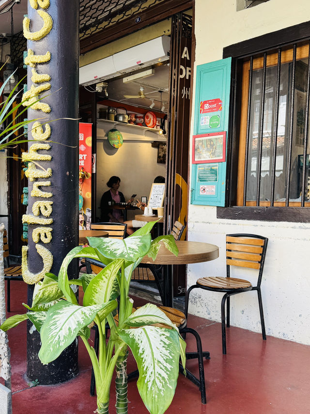 Charming Corners of Calanthe Art Café