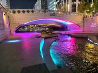 Cheonggyecheon Stream – A Peaceful Walk in the Heart of Seoul