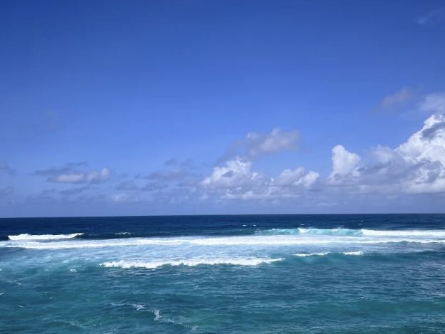 Discover Gunung Payung: Uluwatu's Hidden Gem! 🌊🏖️