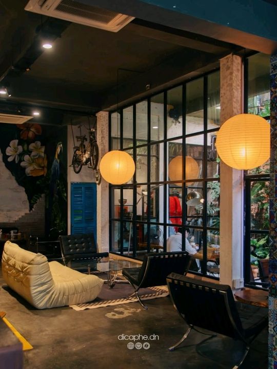 Ambre Coffee & Bar