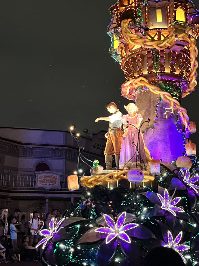 🌟 Tokyo Disneyland at Night: Magic on Parade ✨