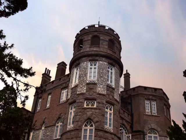 🏰 Under Red Roofs & Cypress Shades – Architectural Fairytale in Badaguan, Qingdao