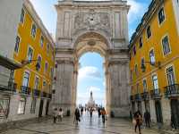 Discovering Iconic Landmarks in Lisbon City Center