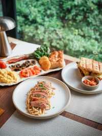 VE/LA Studio Sukhumvit