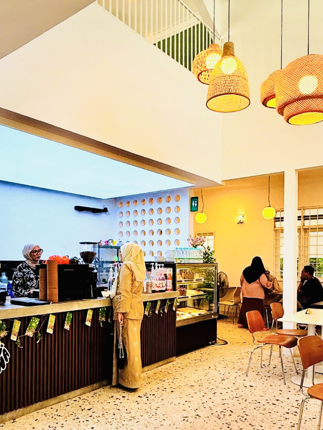 Chibana Cafe Batu Burok — Matcha Vibes Meet Ocean Breezes Chibana Cafe Batu Burok — Matcha Vibes Meet Ocean Breezes