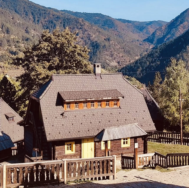 Mokra Gora: A Solo Traveler’s Fairytale Escape in the Serbian Highlands! 🚂🌲
