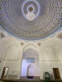 A Sanctuary of Serenity: Hazrat Khizr Mosque
