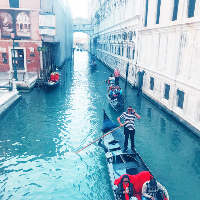 🌟ヴェネツィアで出会うムラーノグラスアクセサリーの選び方 | Trip