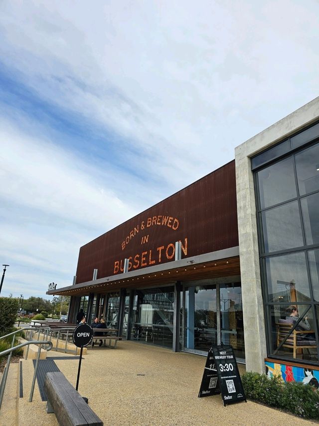 Busselton Jetty: Perth’s Epic Waterfront Adventure 🚂🌊