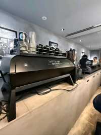IT'S ALL ABOUT BLACK LATTE !