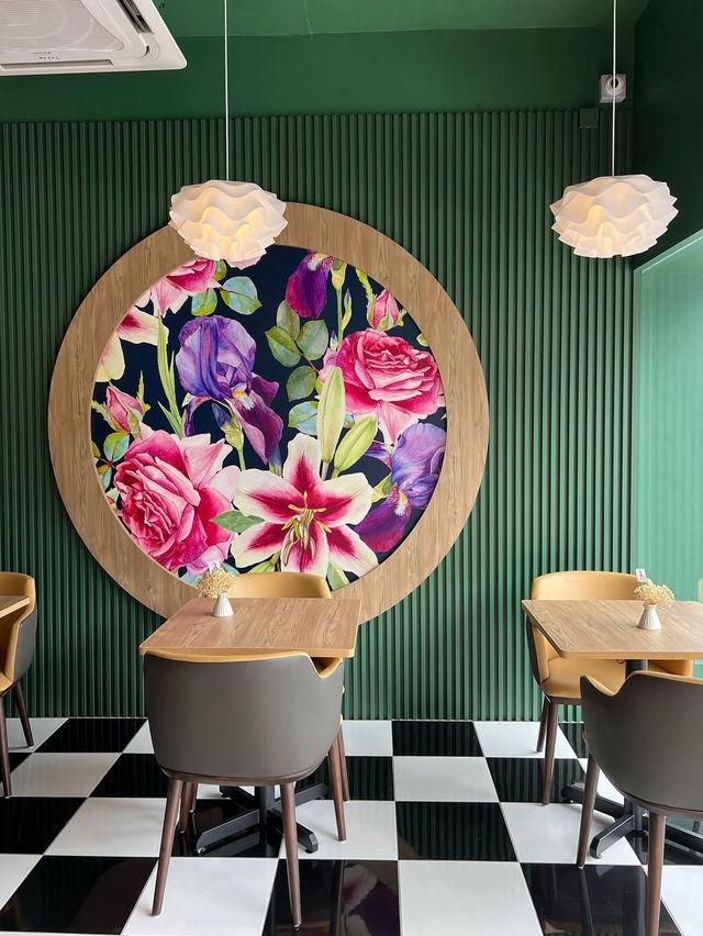 Flavors with Flair at Fla-Wa Cafe