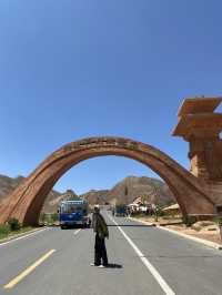 🌈 Shuimo Danxia — ภูเขาสีรุ้งกลาง Lanzhou