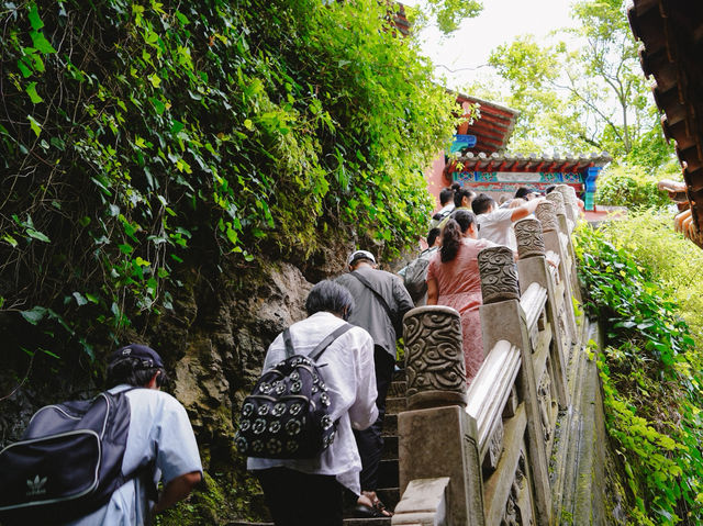 เขาซีซาน (Xishan Mountain) เขาซีซาน (Xishan Mountain)