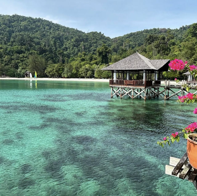 🏝️ Escape to Paradise: Bunga Raya Island Resort Review