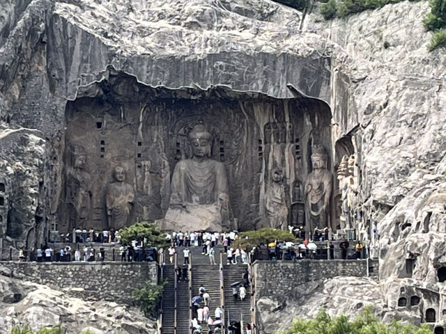 🚆 Longmen Grottoes — The No-Walk, Easy-Access Guide