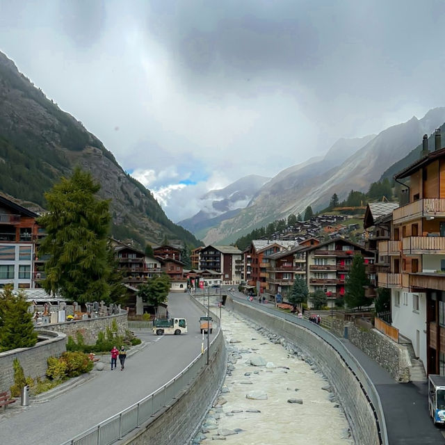 🏔️✨ ZERMATT ALPINE ESCAPE — THE SWISS VILLAGE OF PURE MAGIC 🇨🇭❄️