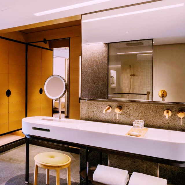 Staycation Goals: The Regent Hong Kong—Harbour Views & Quiet Luxe Vibes 🌊✨