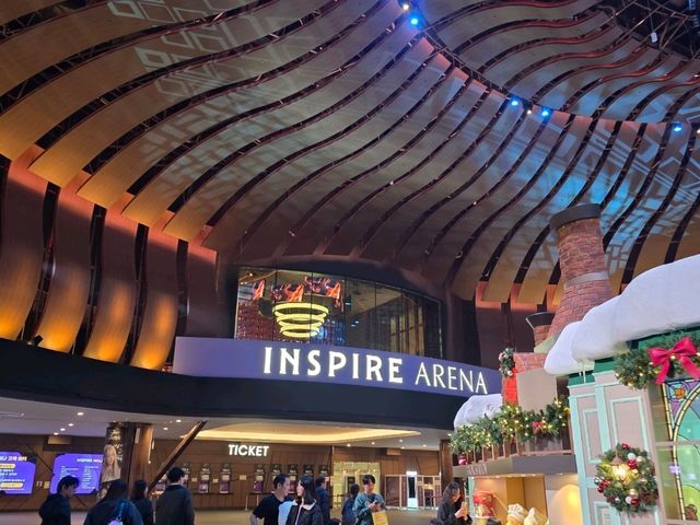 역대급 화려한 리조트 다녀왔어요! 역대급 화려한 리조트 다녀왔어요!