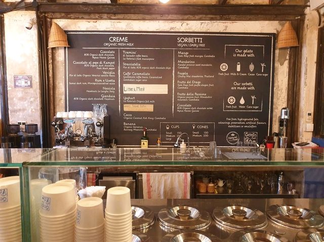 Siem Reap’s Top Spa Experience at Bodia Spa Pub Street 🧖✨ Siem Reap’s Top Spa Experience at Bodia Spa Pub Street 🧖✨