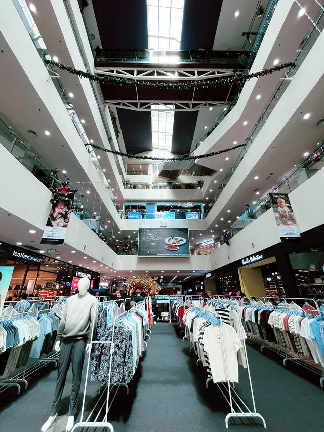 A Festive Sparkle at Plaza Merdeka Kuching A Festive Sparkle at Plaza Merdeka Kuching