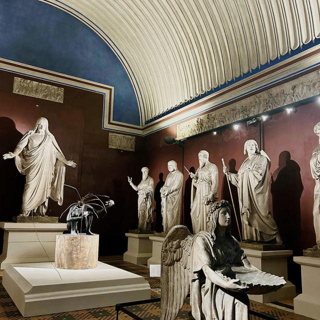 🎨 Thorvaldsens Museum: Copenhagen's Neoclassical Temple of Art