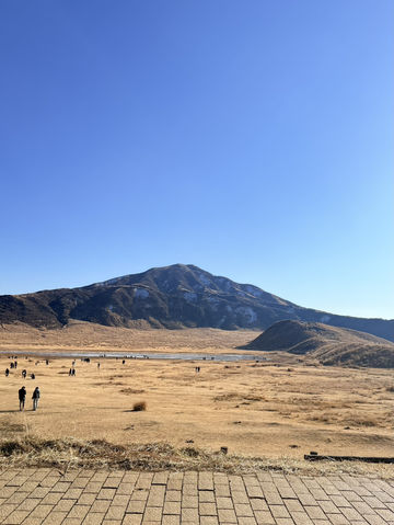 มาเที่ยวภูเขาไฟอโซะ ที่ยังคงตื่นอยู่กัน