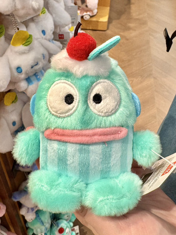サンリオとディズニーのコラボレーション！キュートなクロスオーバー