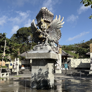 バリ島ガルーダ・ウィスヌ・ケンチャナ文化公園観光ガイド。 | Trip
