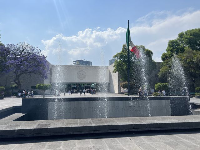国立人類学博物館