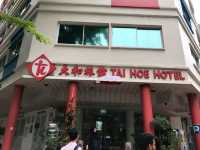 “Compact Convenience: Friendly Stays by Farrer Park MRT”