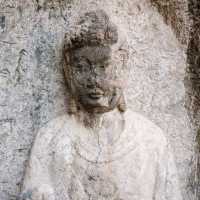 A Piece of History You Shouldn’t Miss: Luoyang Grottoes 🏯🪶