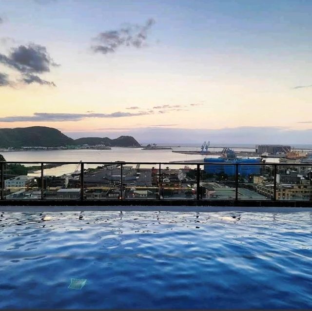 ♨️海景溫泉酒店♨️無邊際泳池看日出🌅