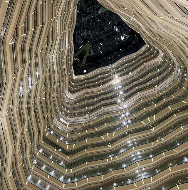 《廣州四季酒店》👑全廣州最高級的酒店👑樓高100層俯瞰廣州全景