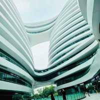 FUTURISTIC SHOPPING HAVEN