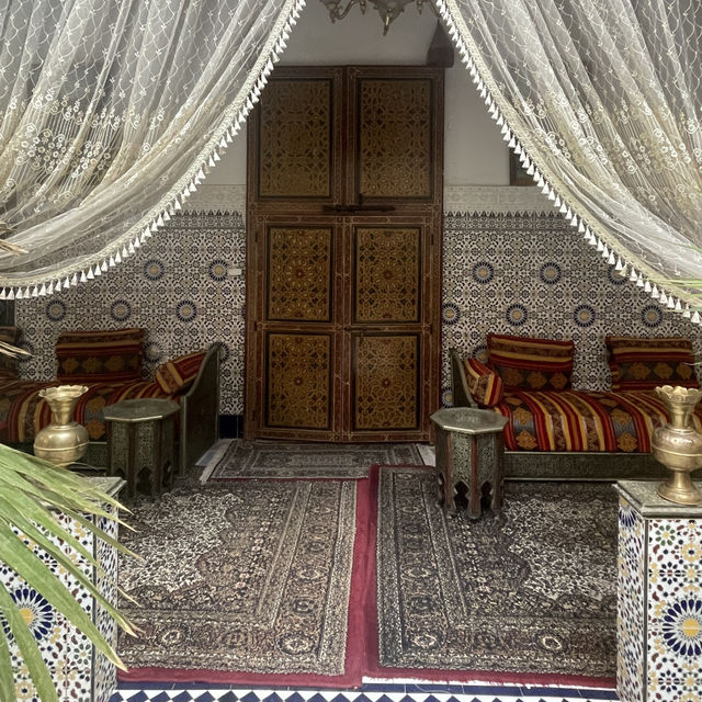 A Resonating Riad