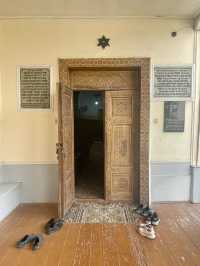 The Gumbaz Synagogue