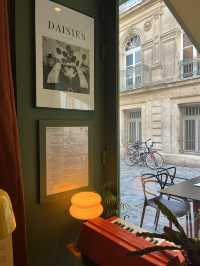 Arles | The brilliant cake shop in Arles with healthy drinks 