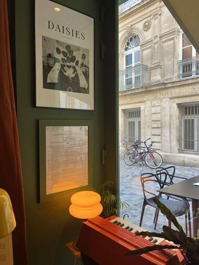 Arles | The brilliant cake shop in Arles with healthy drinks 