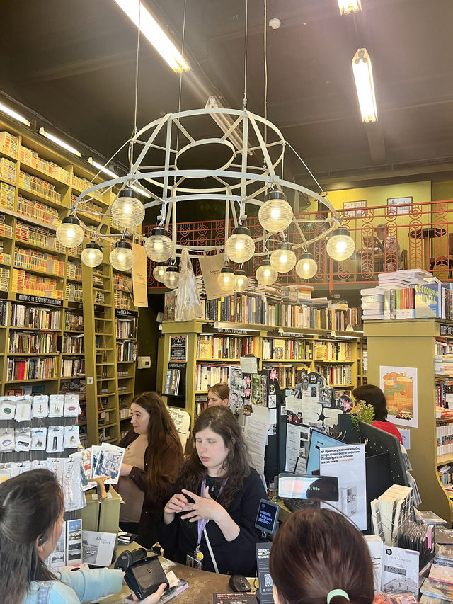 Podpisniye Izdaniya - one of Saint Petersburg's most beloved bookstores