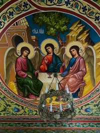 Ascension Cathedral in Zvenigorod: A Hilltop Symbol of Faith