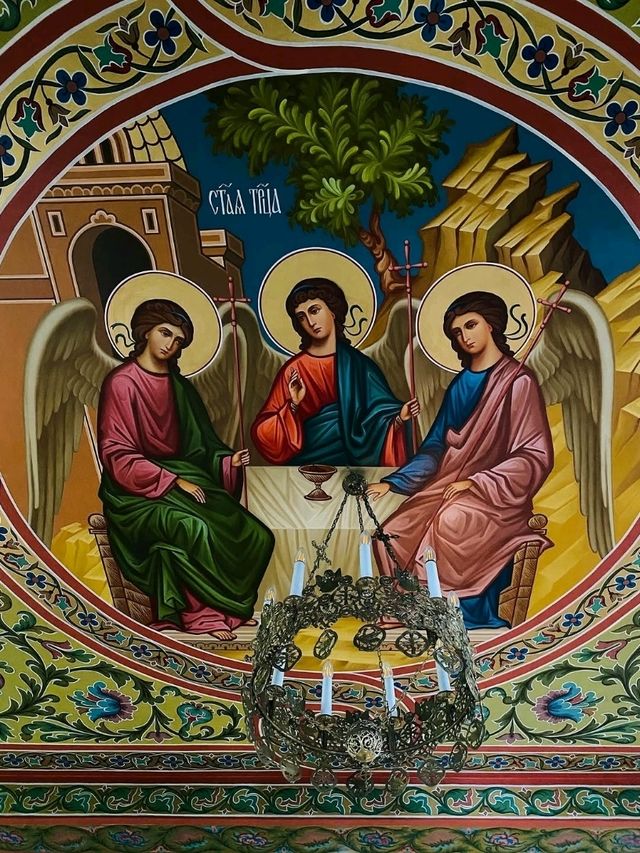 Ascension Cathedral in Zvenigorod: A Hilltop Symbol of Faith
