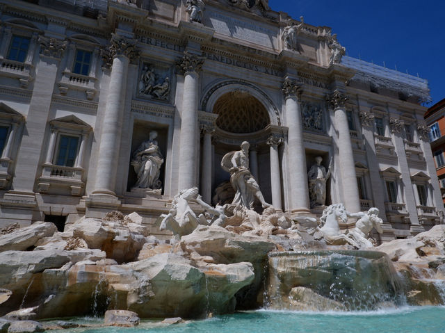 รีวิว Fontana di Trevi (น้ำพุเทพี)