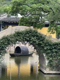 Wuxi: A Lakeside City of Beauty and Culture