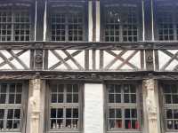 From ossuary to school - history of one french cemetery 