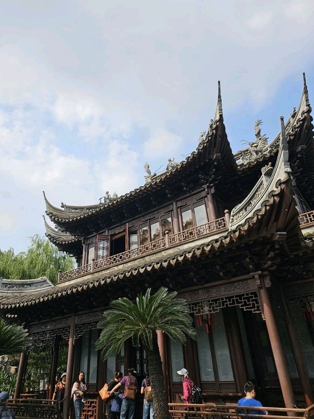 Yuyuan Garden Shanghai: Discovering Tranquility Through Slow Travel