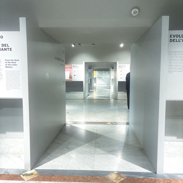 ナポリ国立考古学博物館