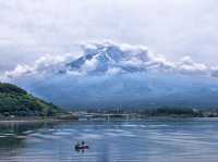 「富士山：夏冬遊，美食，感受日本精神之旅」